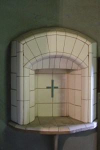 Sink on the left side of the stage. 